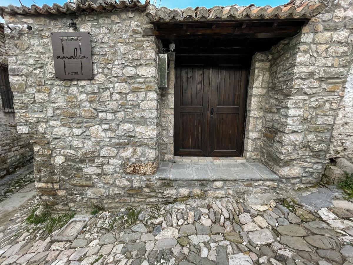 Amalia Hotel Berat Exterior photo